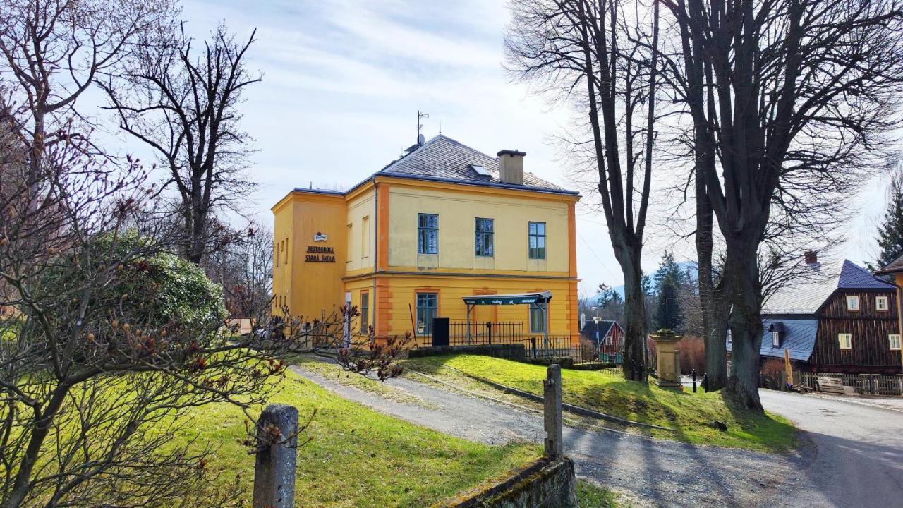 Hotel Stara Skola Mezná Exterior foto